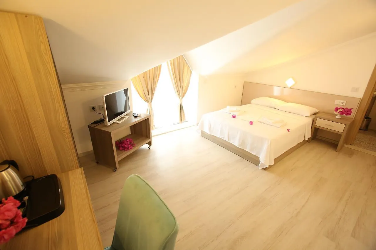 דטקה Aria Doria Otel 2*,  טורקיה